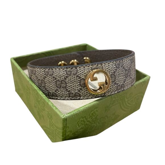 Gucci Blondie Interlocking G Monogram GG Supreme Cuff Bracelet L Large - Picture 2 of 7